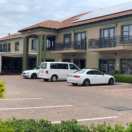 Royal Hotel Polokwane Exterior foto